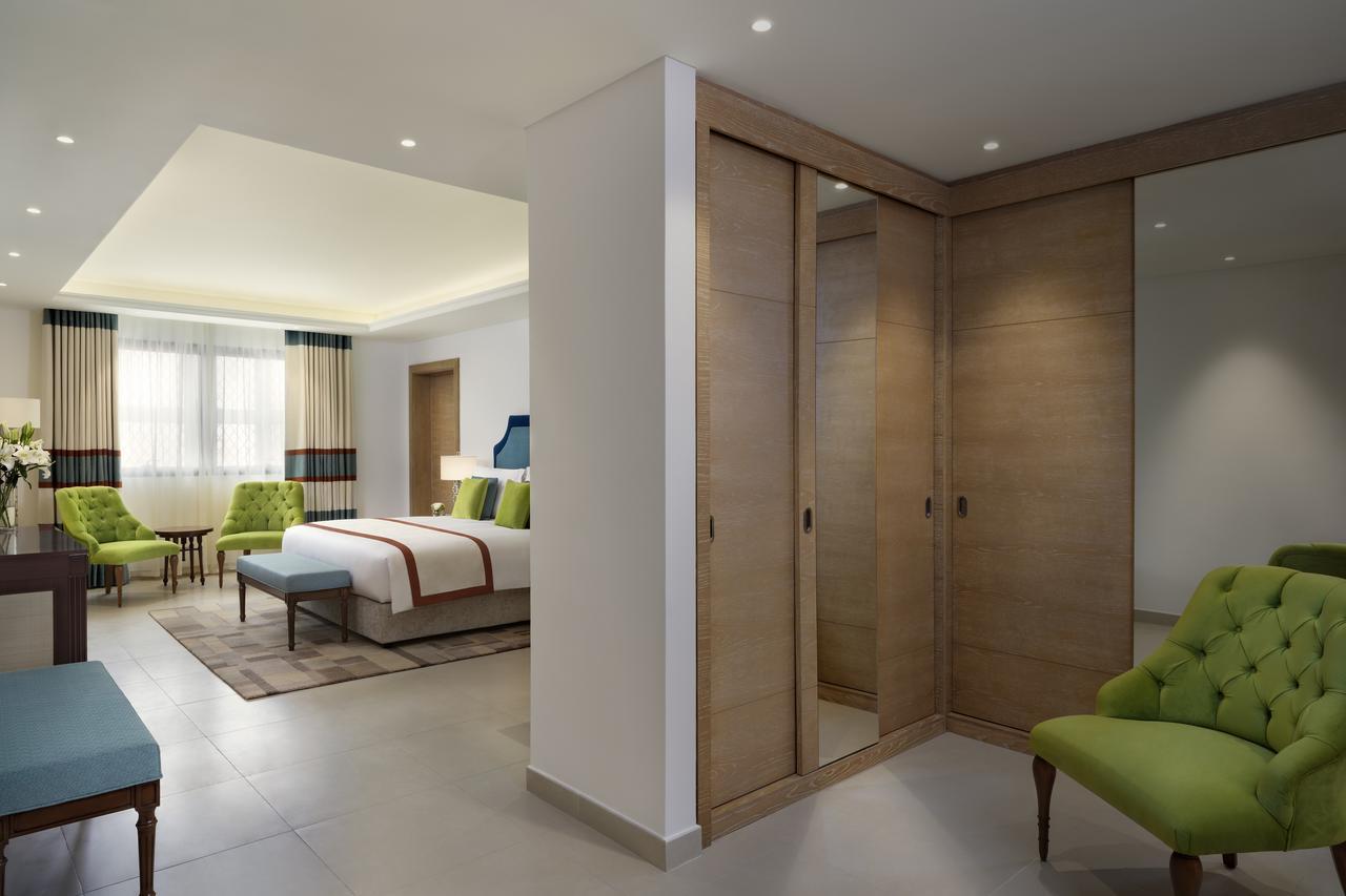 Al Najada Doha Hotel Apartments By Oaks Exteriér fotografie